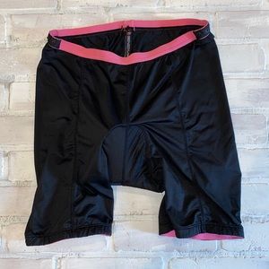Endura women’s cycling bike padded shorts